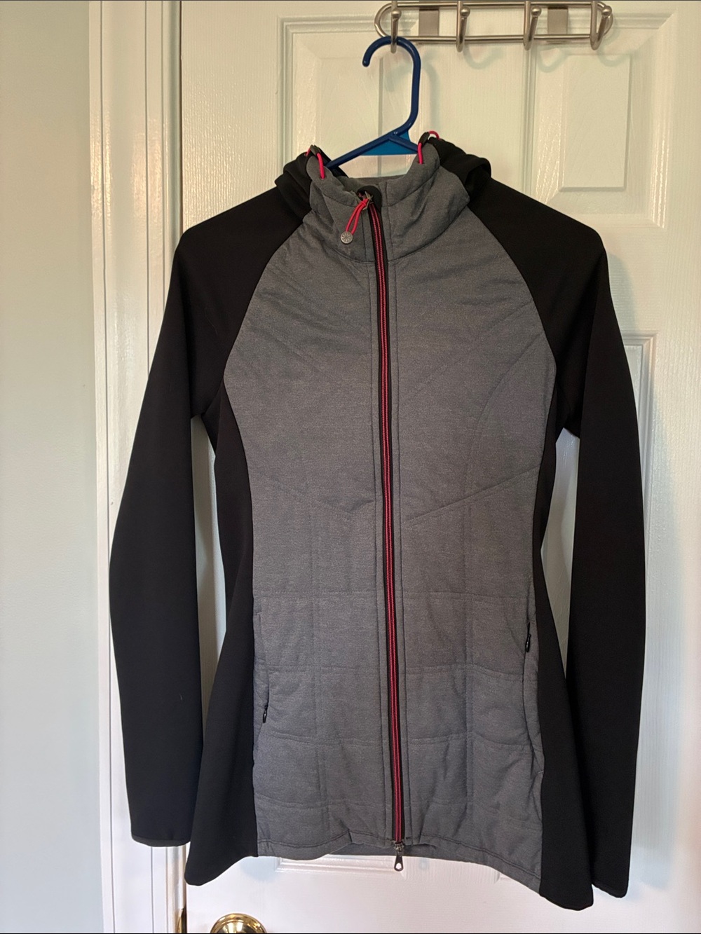 Athleta Gray Front Hooded Running Jacket with Black Sleeves